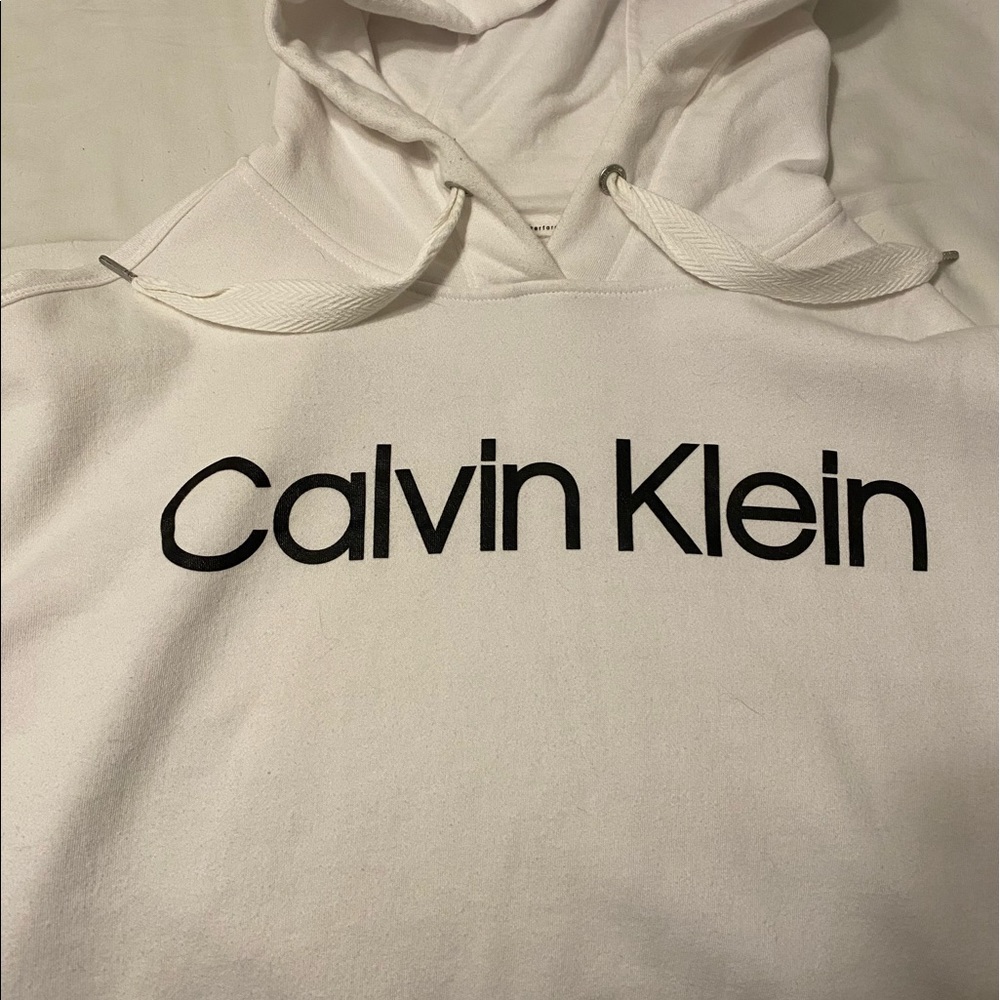 M Women’s cropped Calvin Klein Sweatshirt